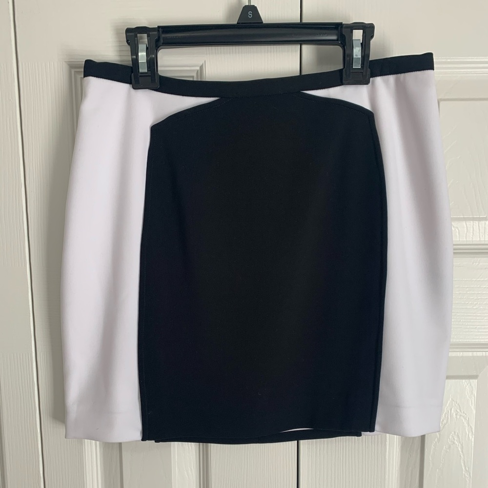 Jay Godfrey black & white skirt